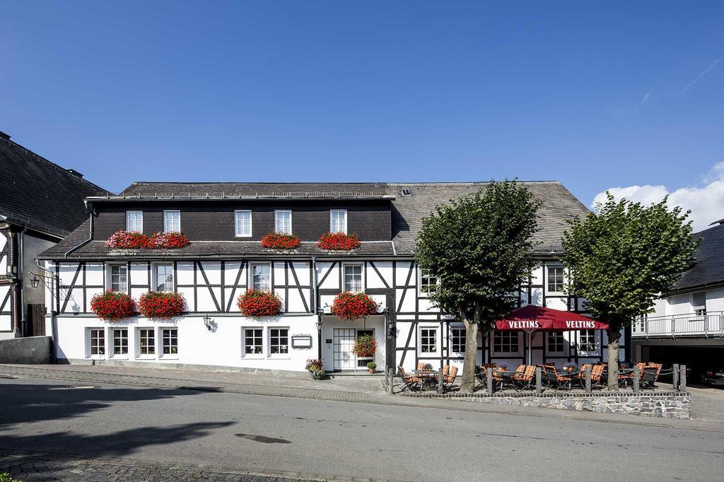 Hotel Lindenhof Мешеде Екстериор снимка